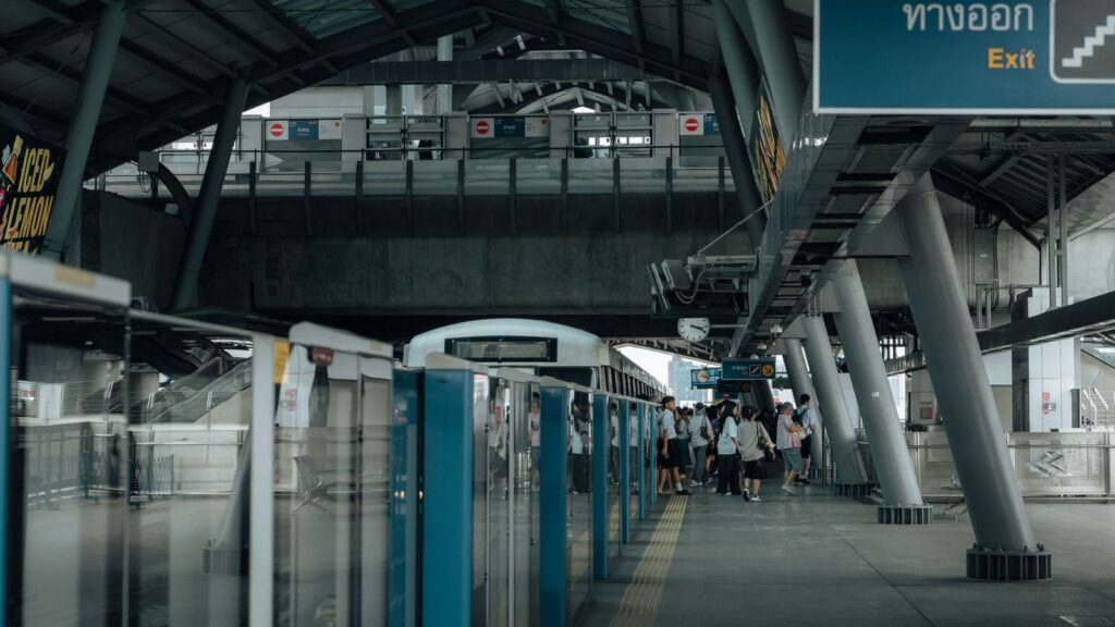 Bangkok BTS skytrain platform, the easy way to reach a Sukhumvit clinic for testing and advice
