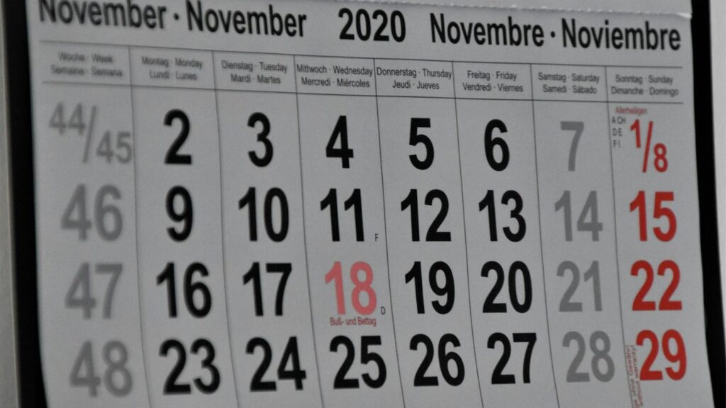 Calendar with a date circled, counting the days since a possible HIV exposure